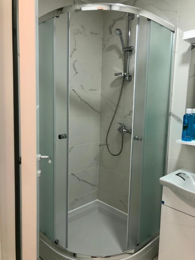 Apartman Silver Star ซอมโบร์ ภายนอก รูปภาพ